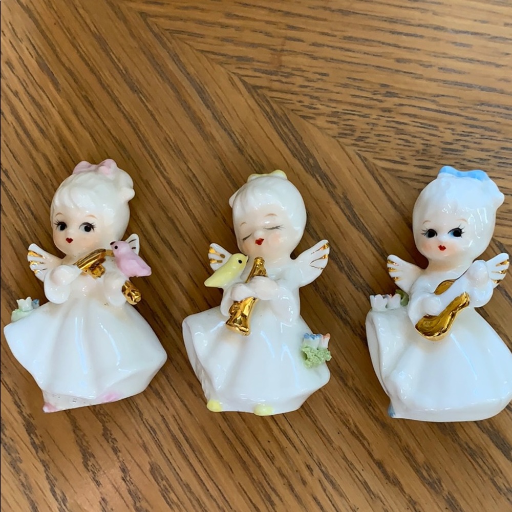 Adorable set of 3 vintage bone china angels